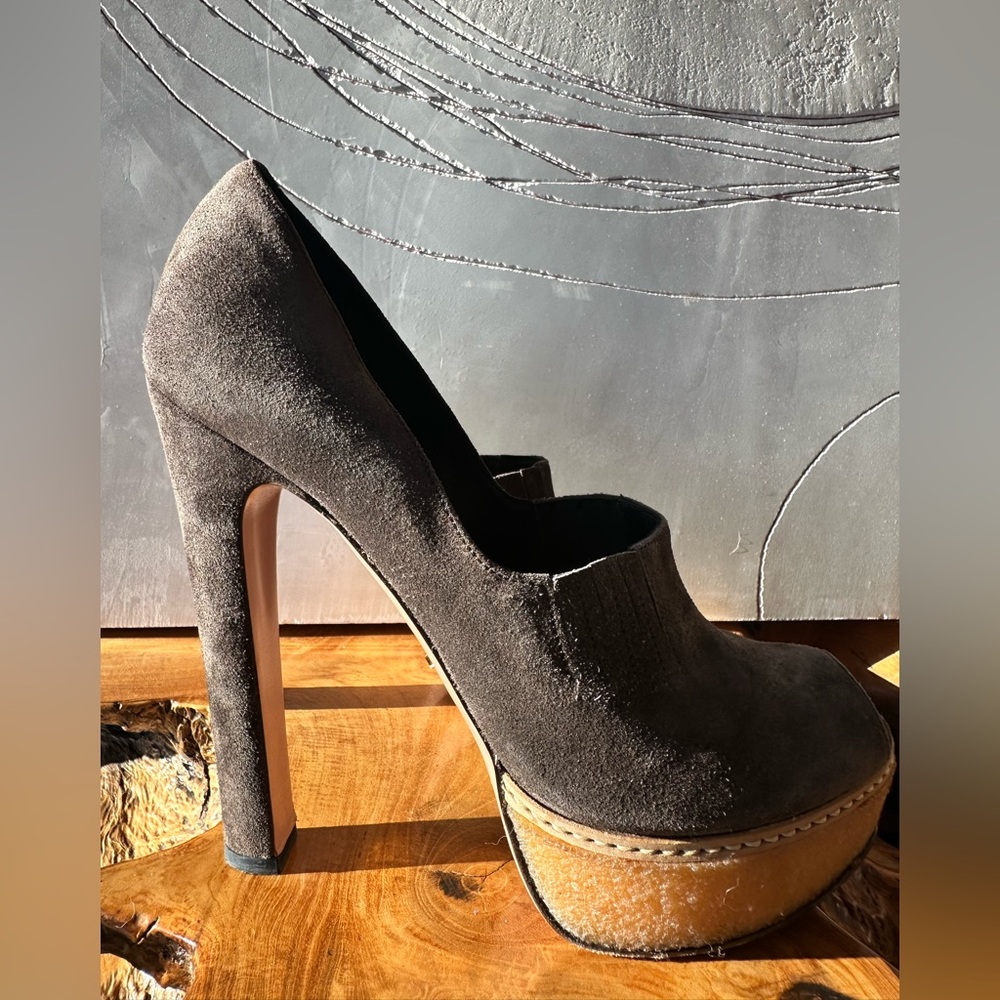 Vintage PRADA high heeled suede pumps